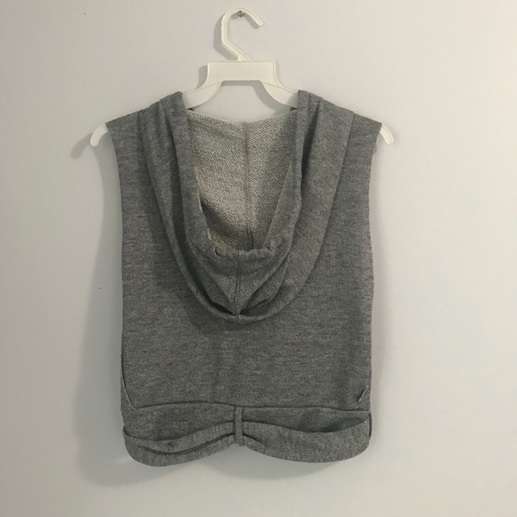 SLEEVELESS HOODIE - Picture 2 of 6